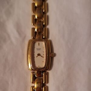 Vintage Pulsar‎ Watch Women 17mm Gold Silver Tone V400-X008 New Battery 7.25"